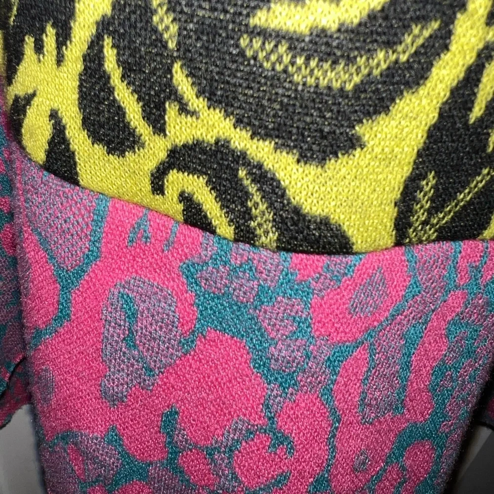 Colorful Patterned Button-Up Jacket - Picture 8 of 11